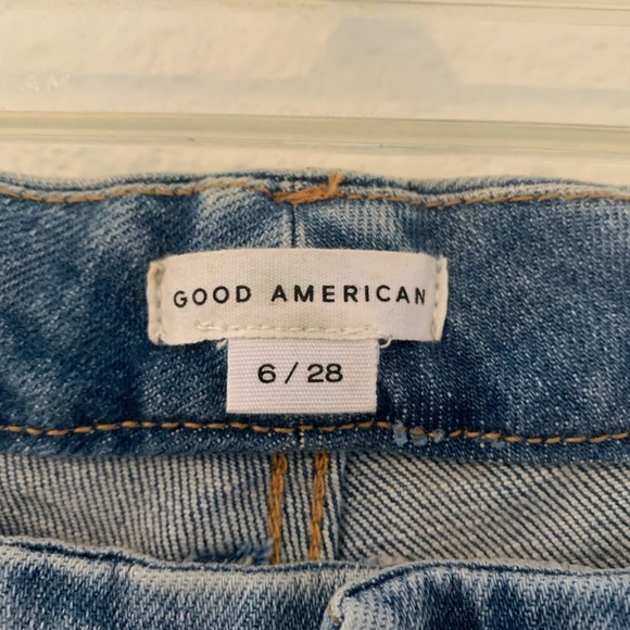 Good American Blue Straight Leg Jeans - Picture 2 of 6